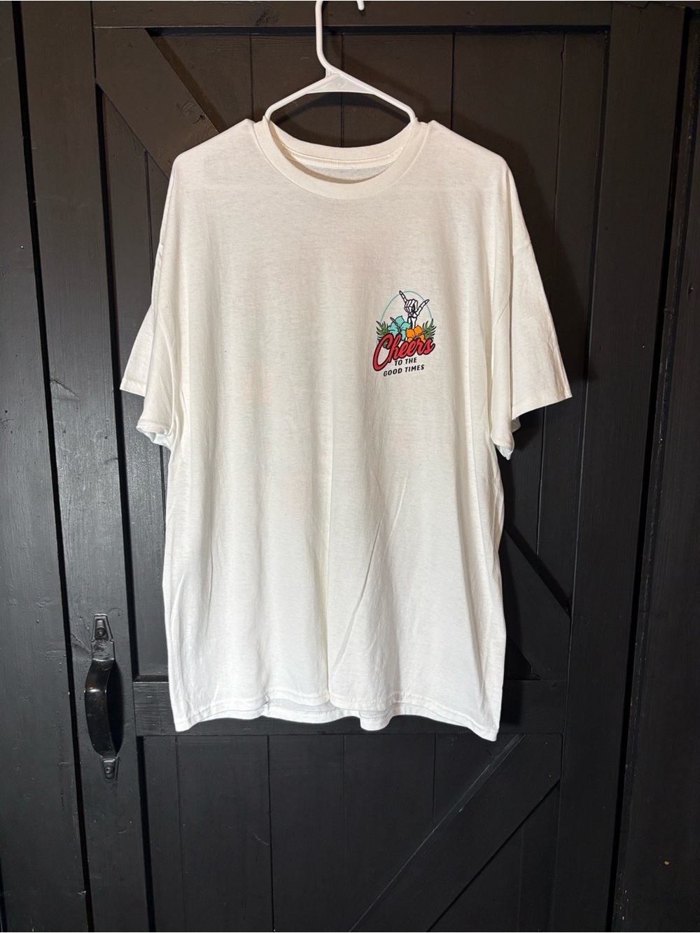 Retrofit Off-White Short-Sleeve Tee with Multicolor 'Cheers' Chest Graphic